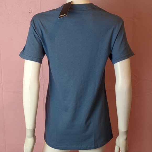 Nasty Gal Fleetwood Mac Penguin Graphic Short Sleeve Tee in Blue size Small - Picture 2 of 4